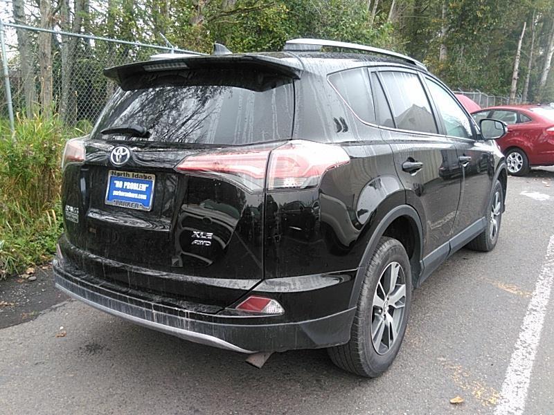 2017 Toyota RAV4 AWD XLE