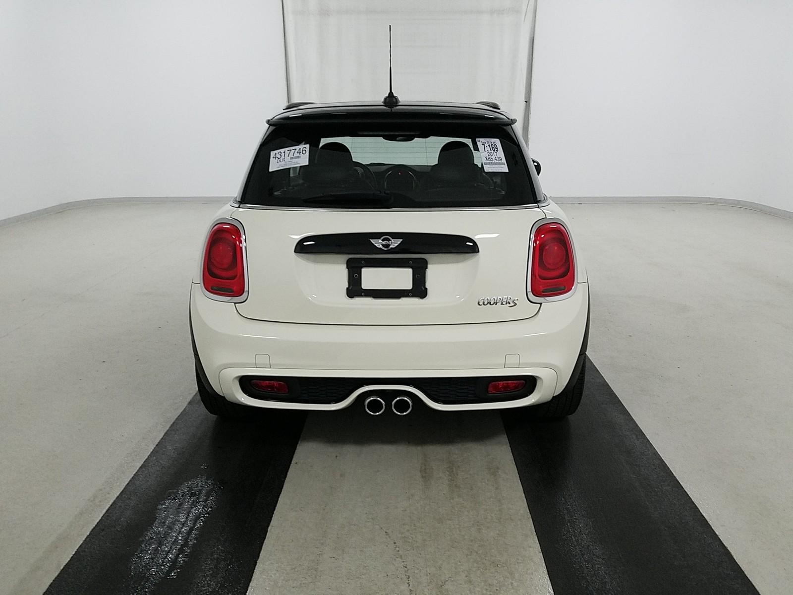 2017 MINI COOPER 4C S