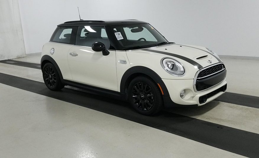 2017 MINI COOPER 4C S