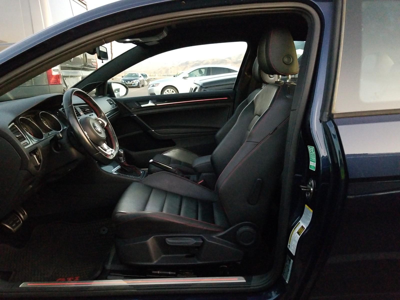 2015 Volkswagen GOLF GTI SE