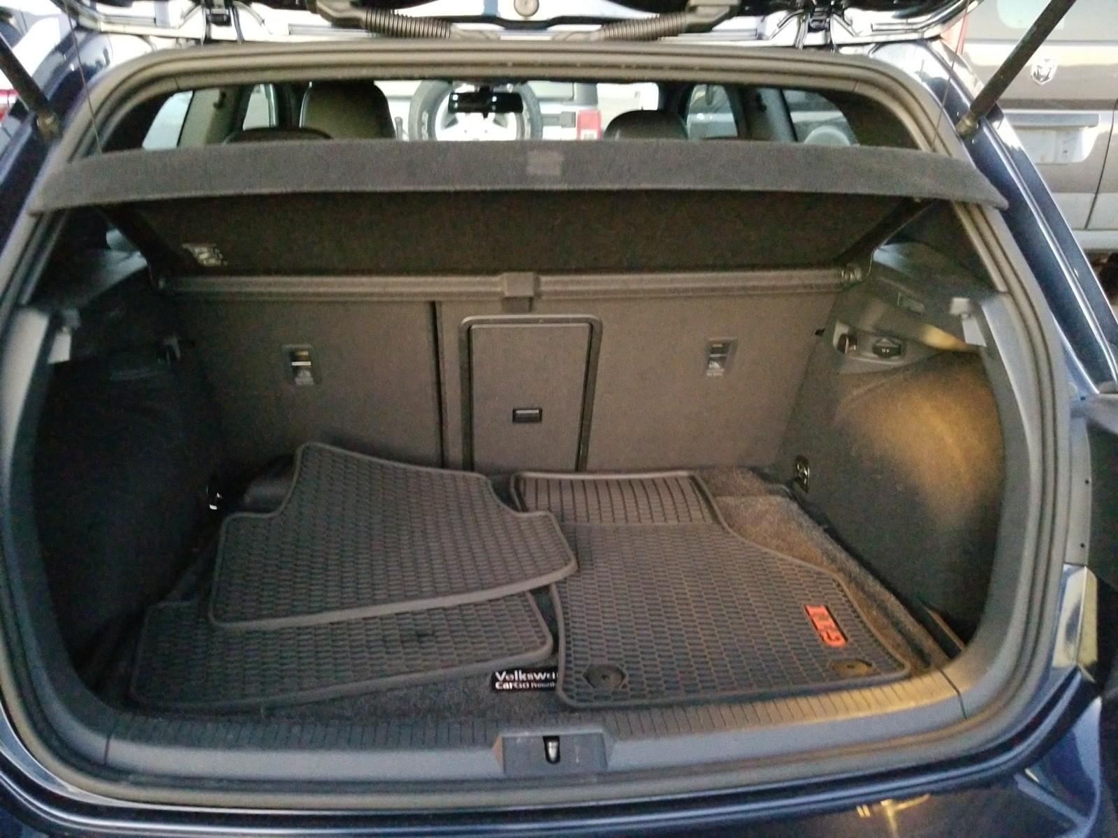 2015 Volkswagen GOLF GTI SE