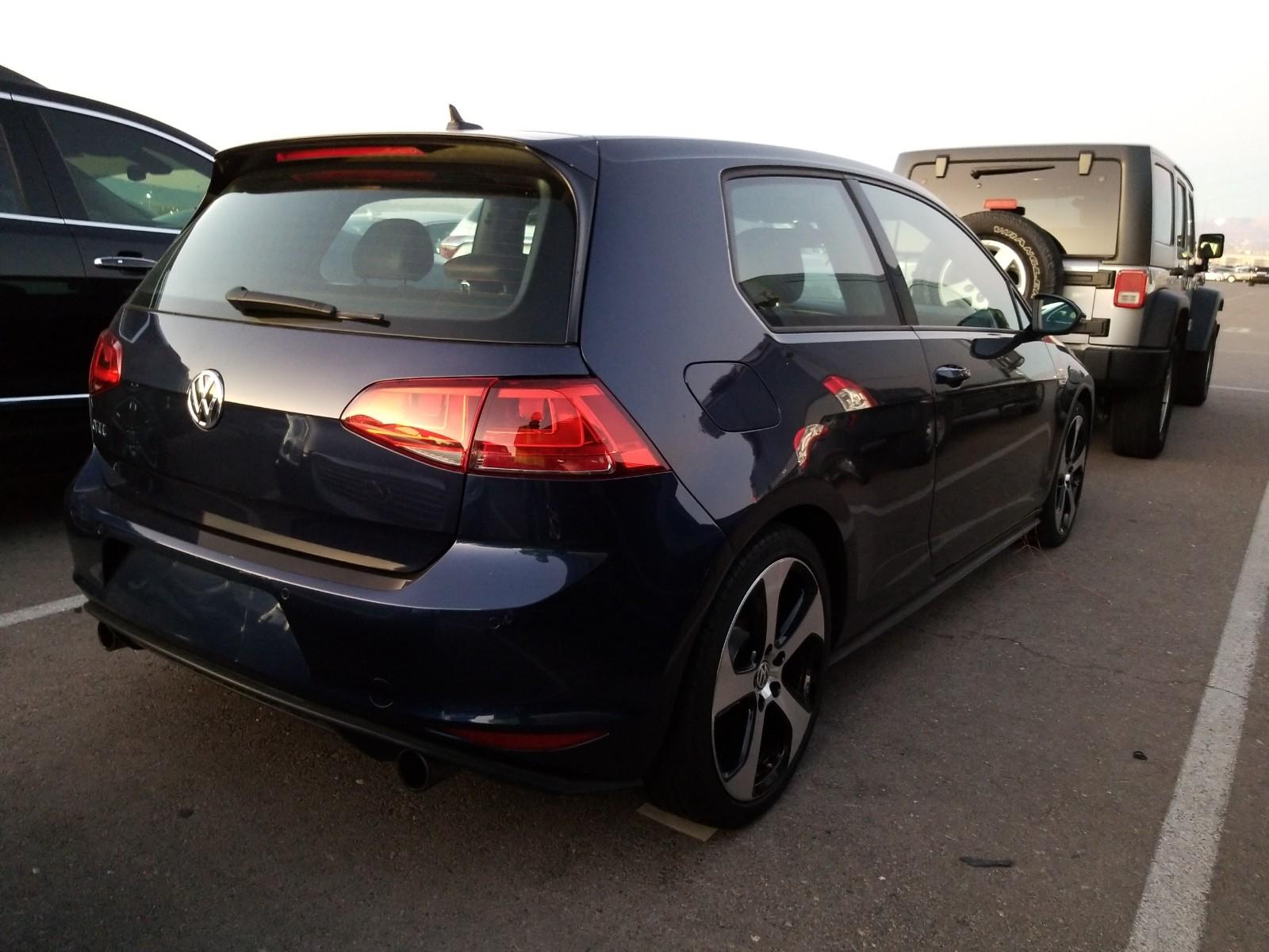 2015 Volkswagen GOLF GTI SE