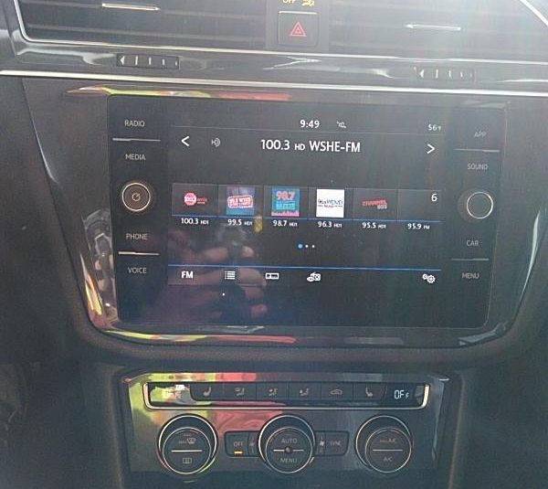 2018 Volkswagen TIGUAN FWD SE