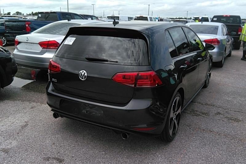 2017 Volkswagen GOLF GTI S