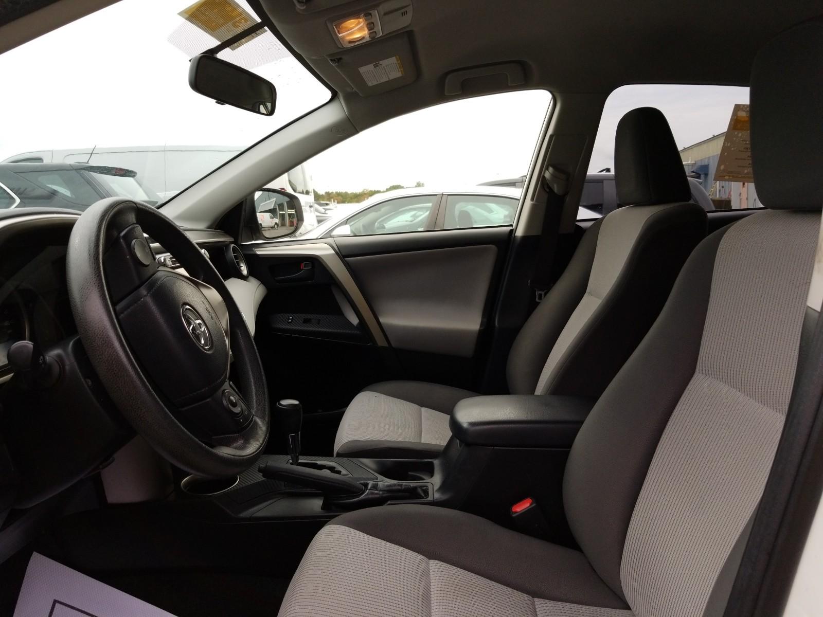 2014 Toyota RAV4 FWD LE