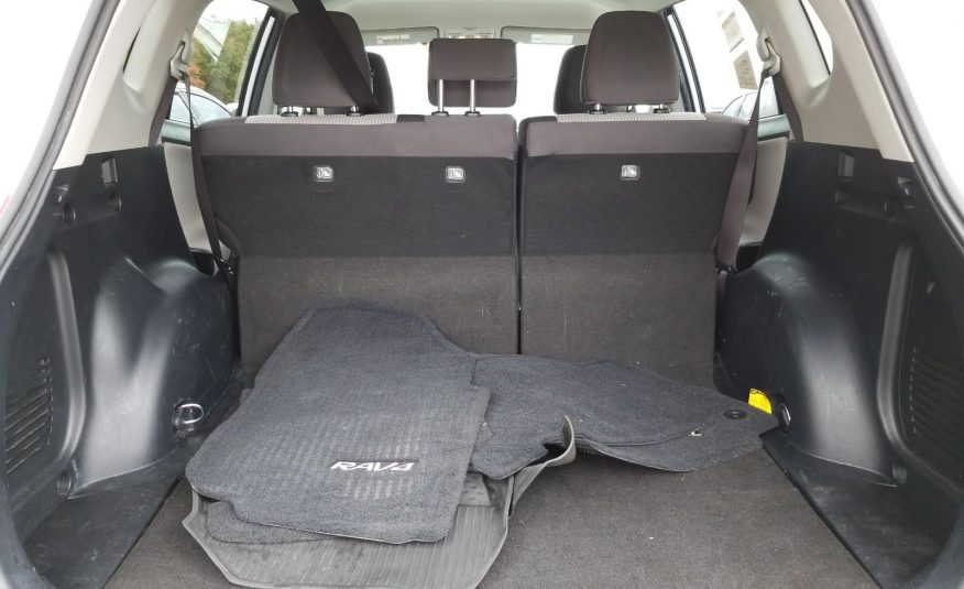 2014 Toyota RAV4 FWD LE