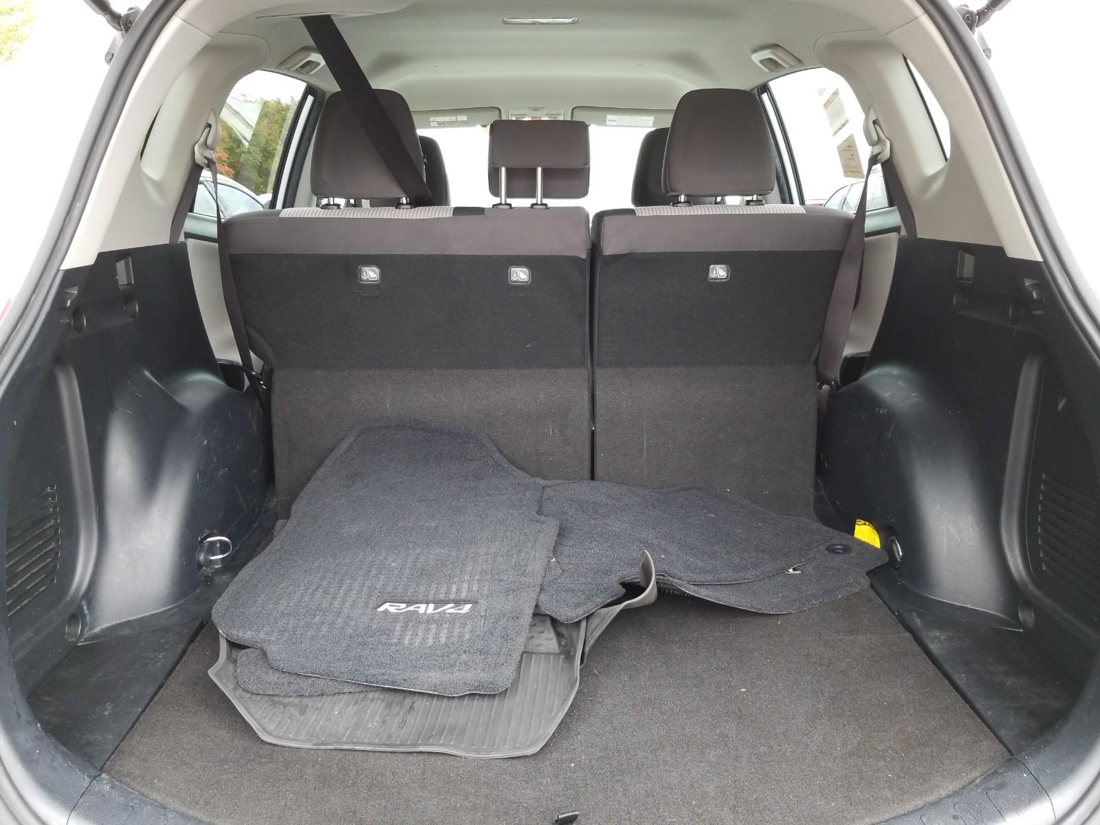 2014 Toyota RAV4 FWD LE