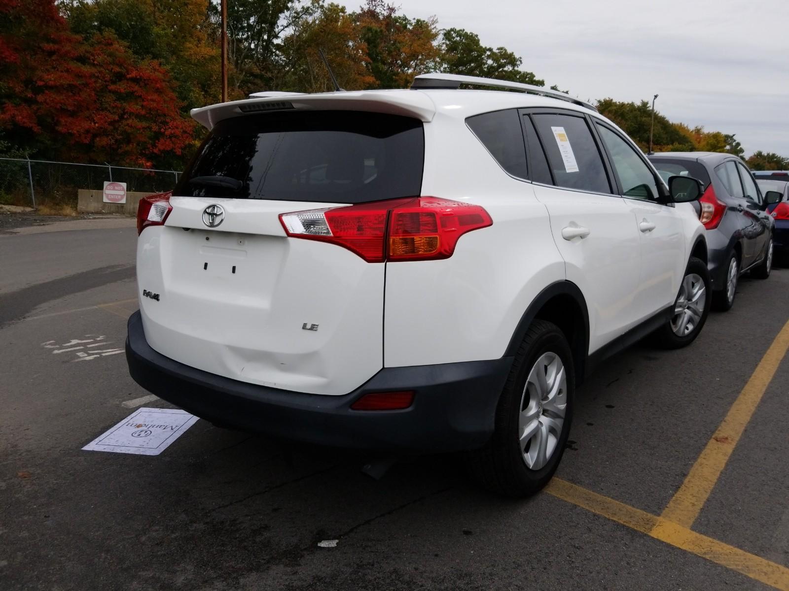 2014 Toyota RAV4 FWD LE