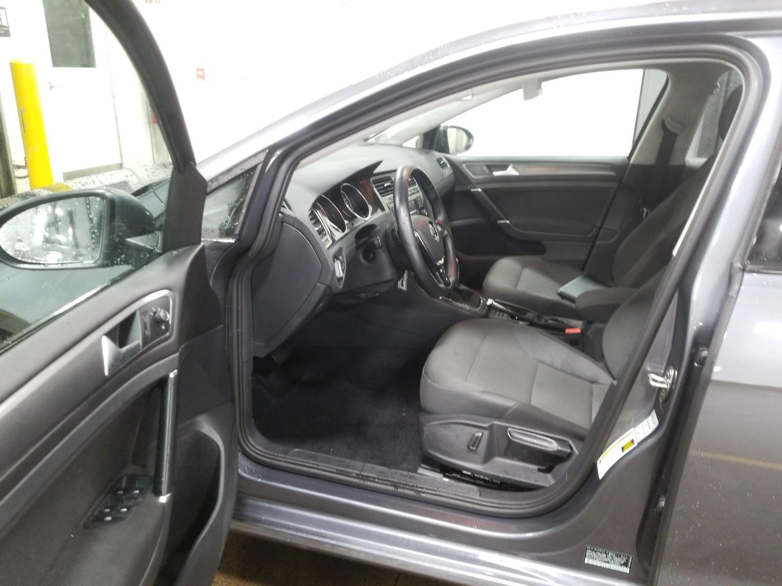 2018 Volkswagen GOLF S