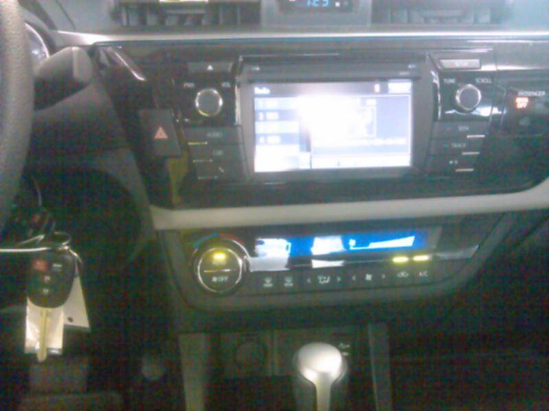 2016 Toyota COROLLA LE