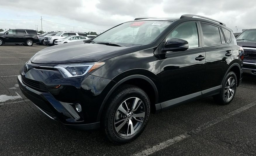 2017 Toyota RAV4 FWD XLE