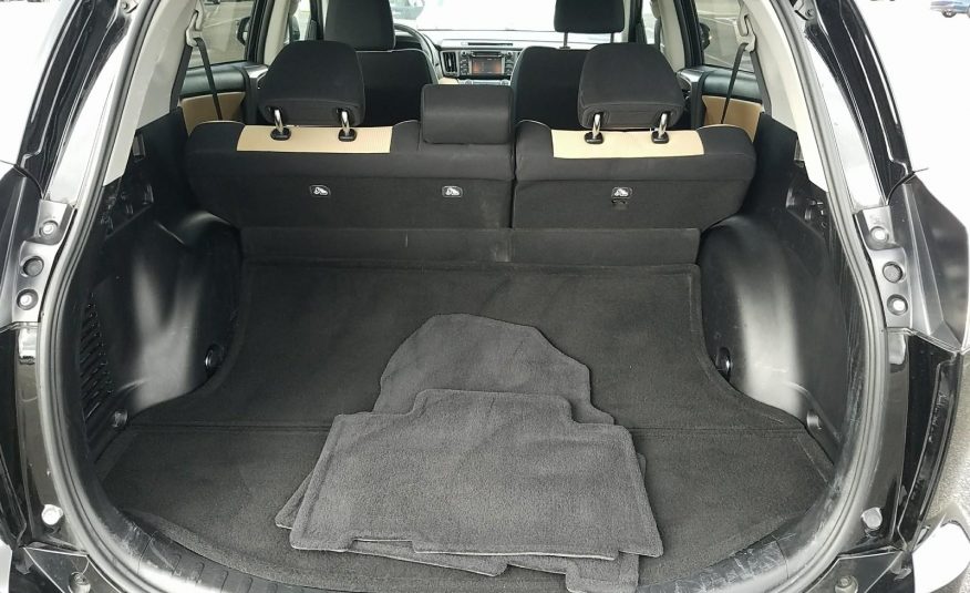 2017 Toyota RAV4 FWD XLE