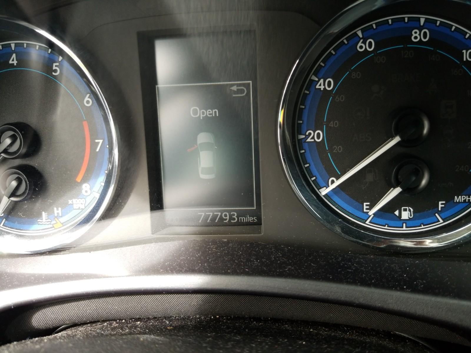 2017 Toyota COROLLA SE