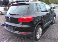 2016 Volkswagen TIGUAN AWD SE