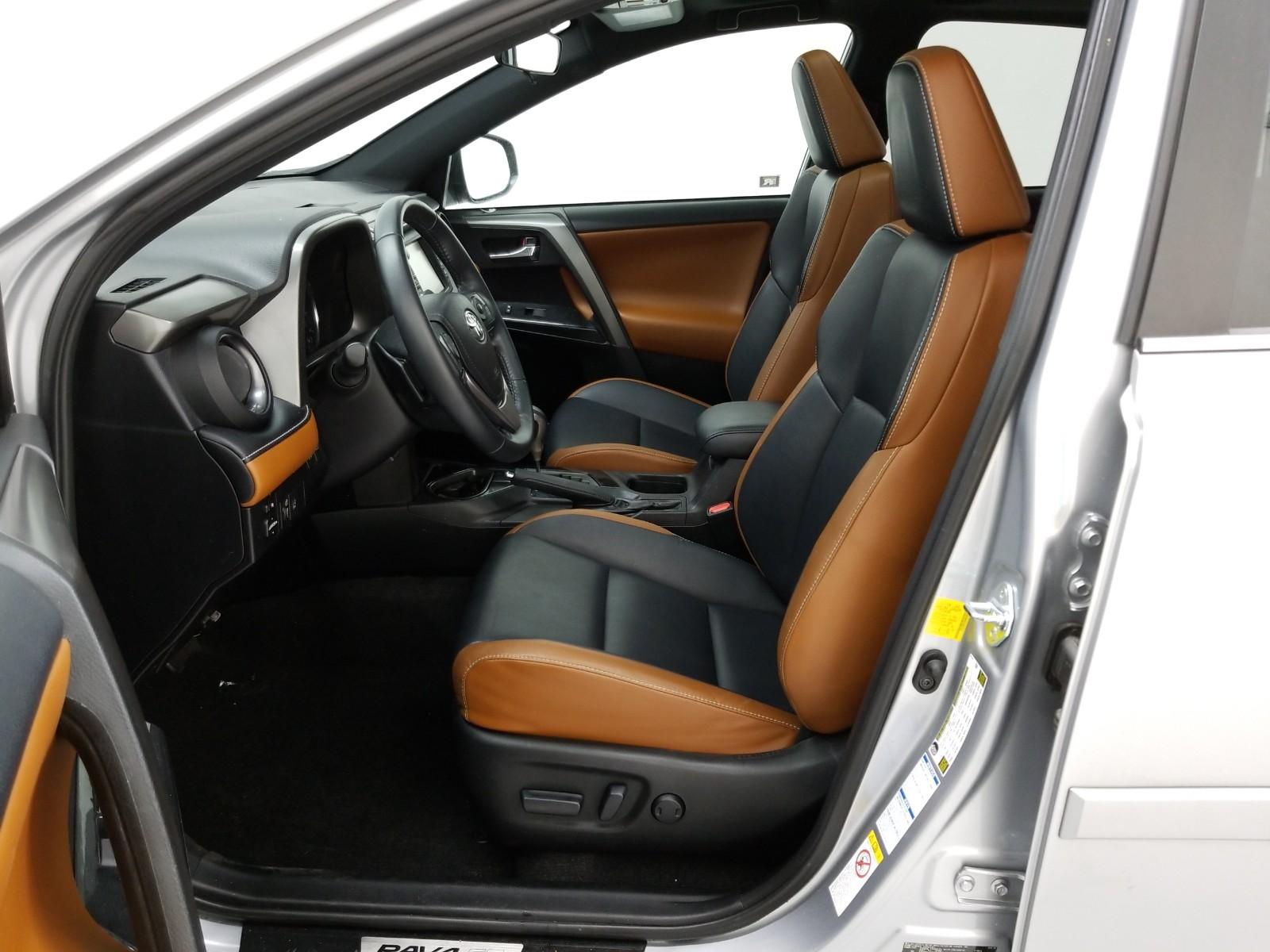 2016 Toyota RAV4 AWD SE