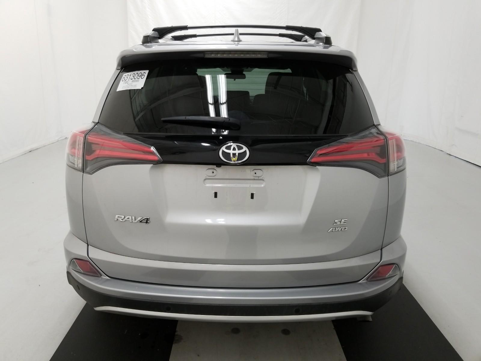 2016 Toyota RAV4 AWD SE