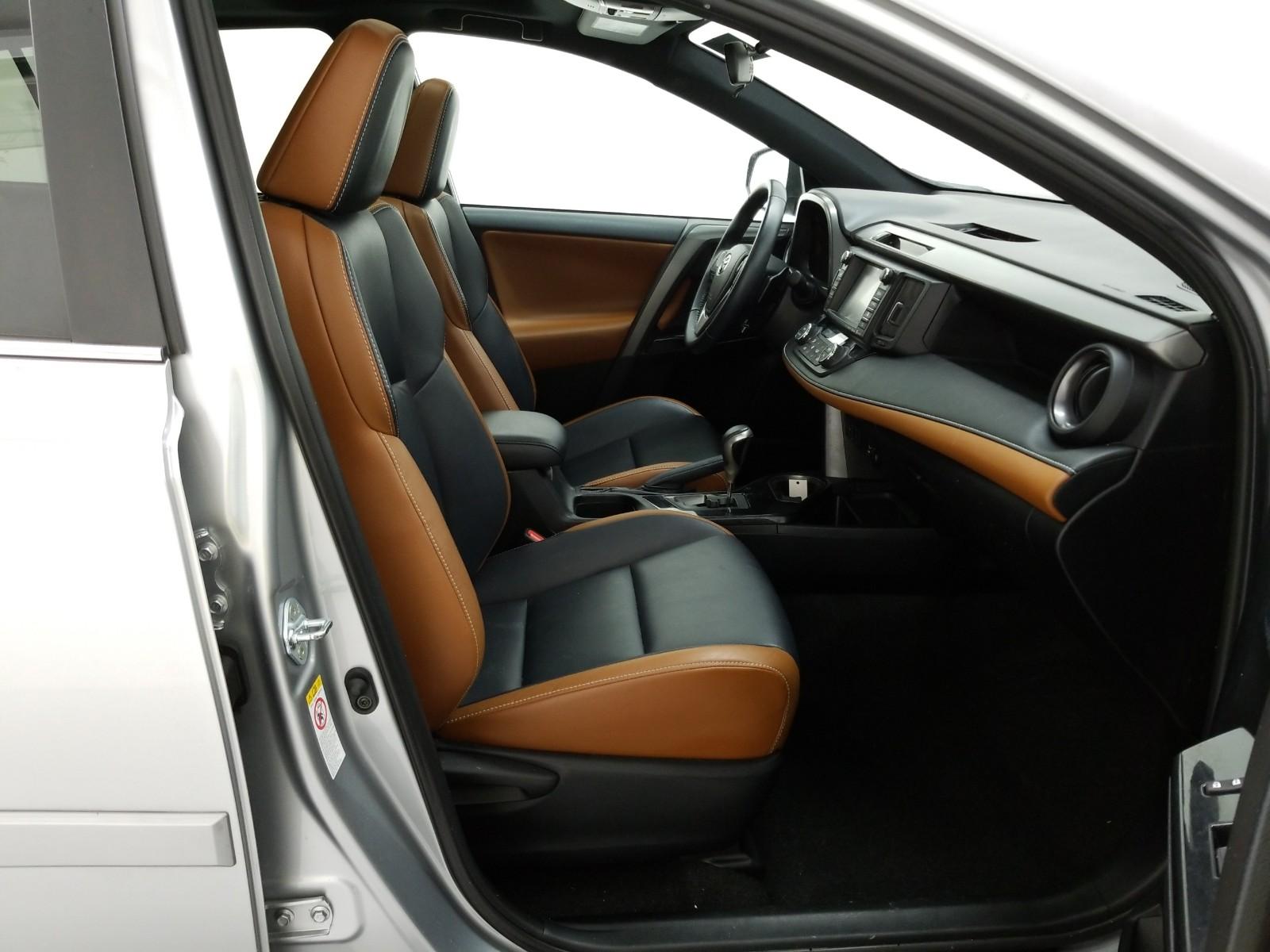 2016 Toyota RAV4 AWD SE