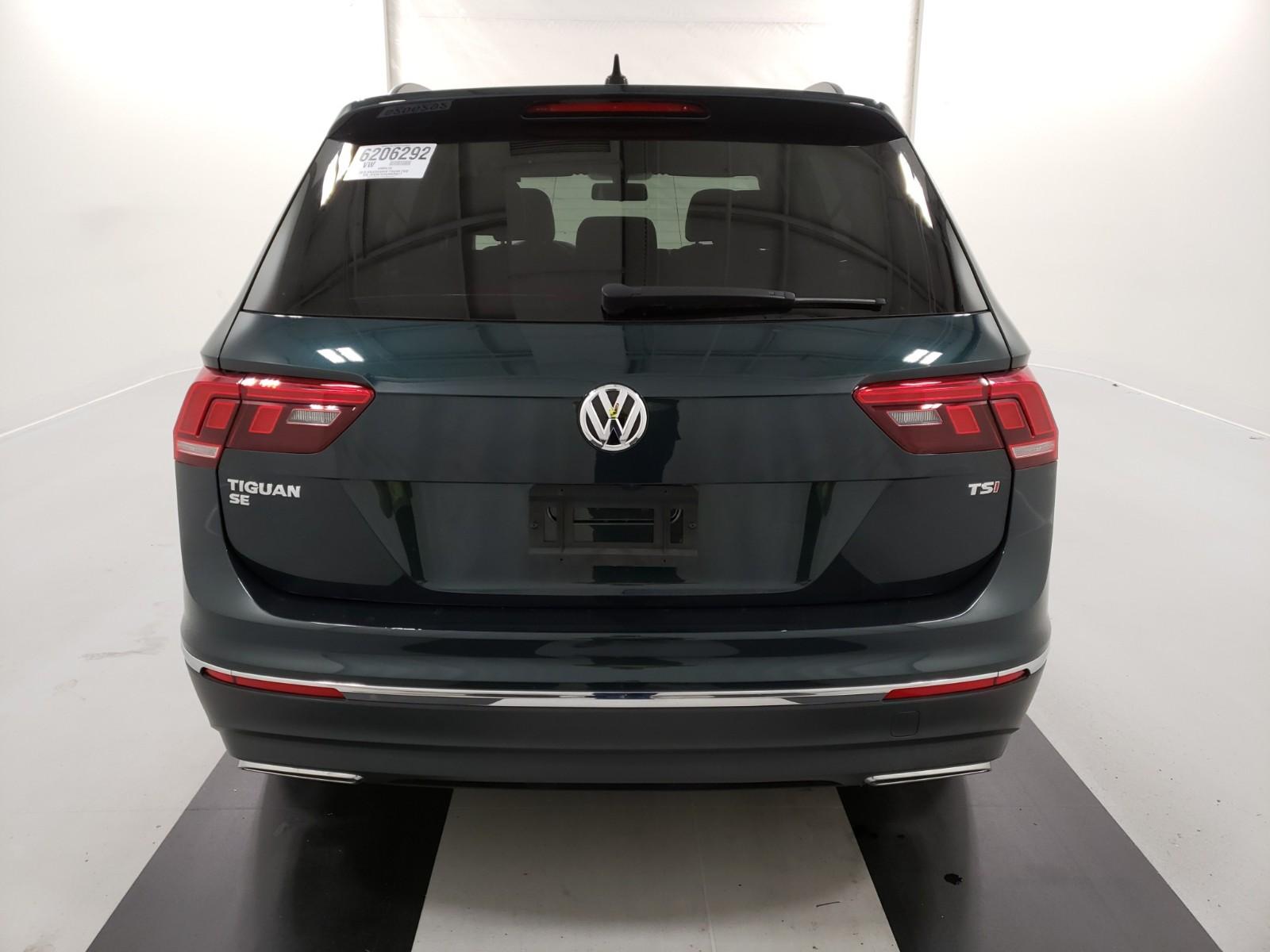 2018 Volkswagen TIGUAN FWD SE