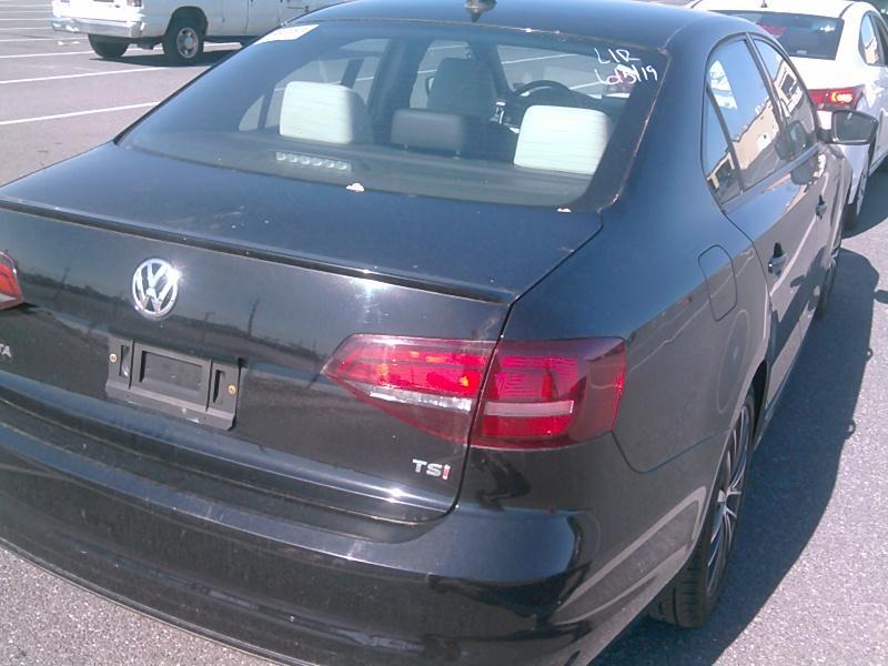 2016 Volkswagen JETTA 1.8T SPORT