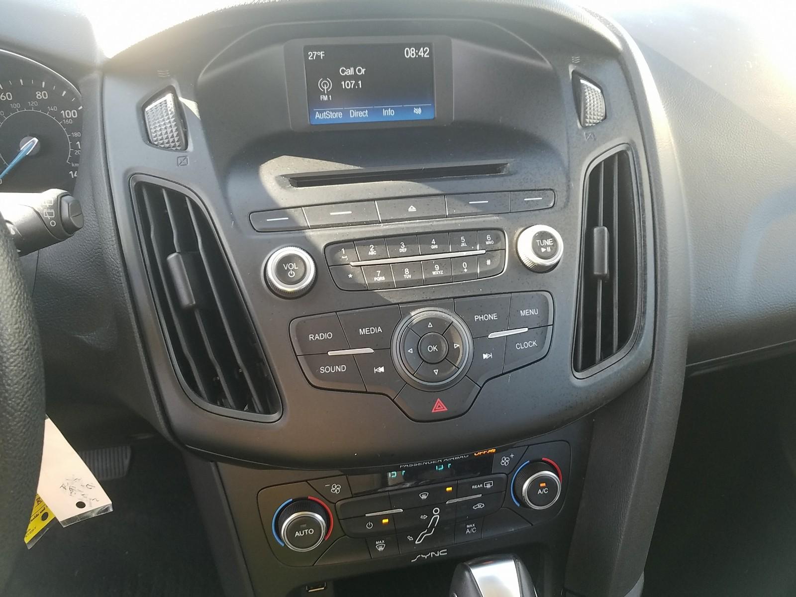 2016 Ford FOCUS FWD 3C SE