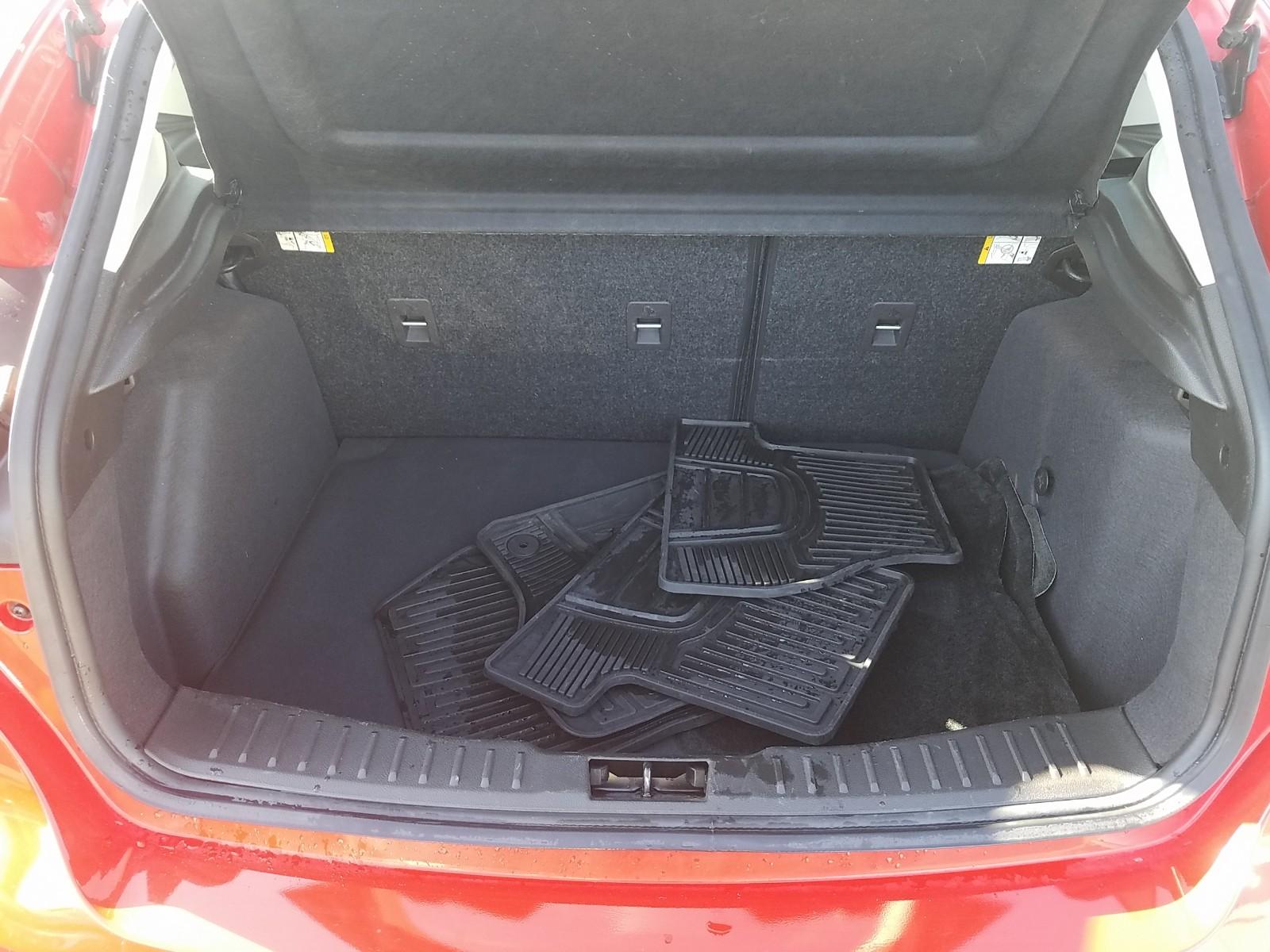 2016 Ford FOCUS FWD 3C SE