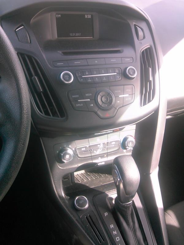 2017 Ford FOCUS FWD 4C SE