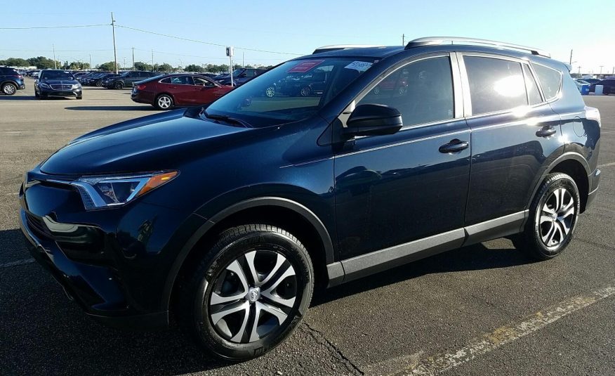 2017 Toyota RAV4 FWD LE