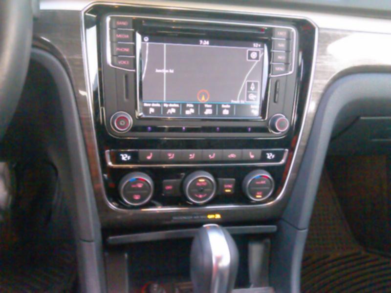 2017 Volkswagen PASSAT 4C SE TECH