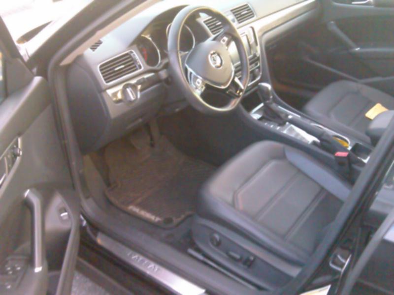 2017 Volkswagen PASSAT 4C SE TECH