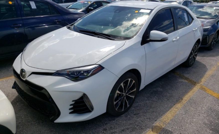 2017 Toyota COROLLA SE