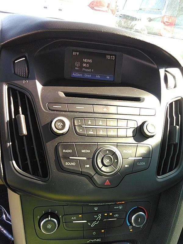 2016 Ford FOCUS FWD 4C SE