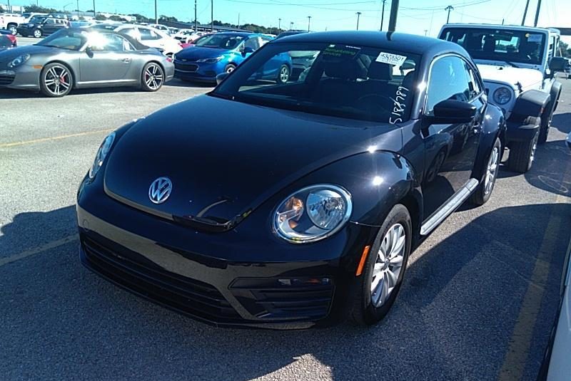 2018 Volkswagen BEETLE S
