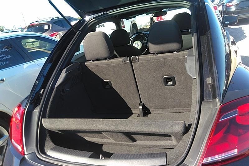 2018 Volkswagen BEETLE S