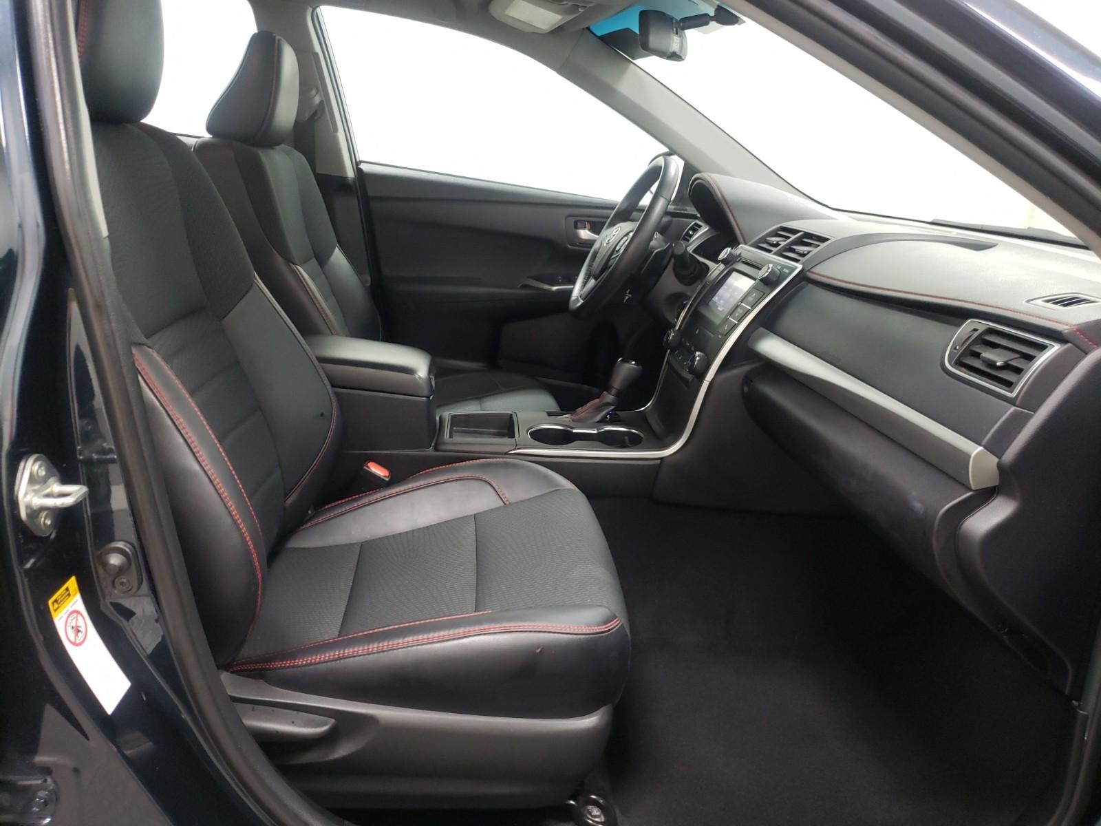 2016 Toyota CAMRY 4C SE