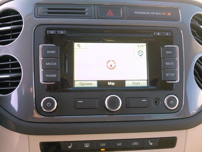 2013 Volkswagen TIGUAN FWD SE