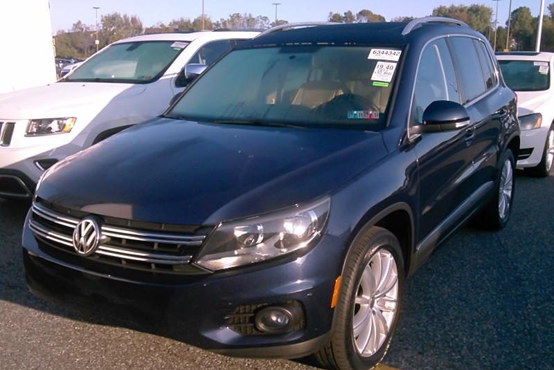 2013 Volkswagen TIGUAN FWD SE