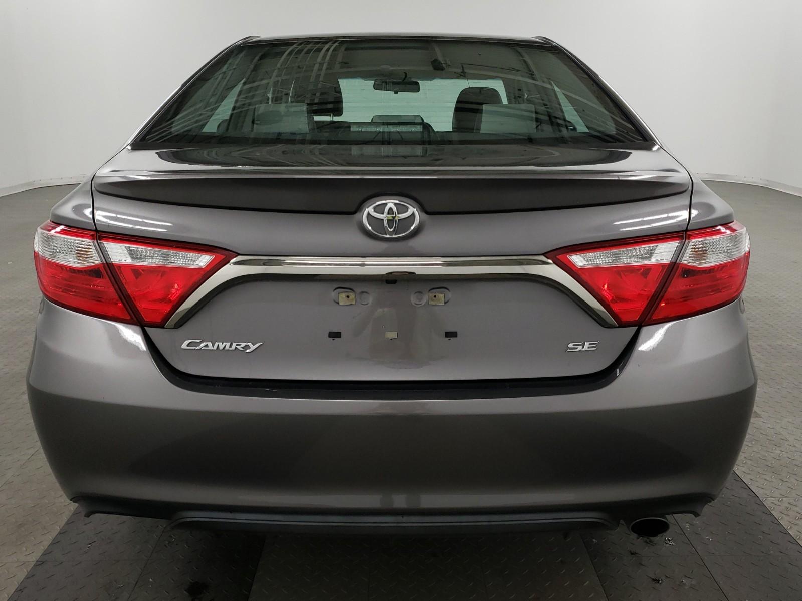 2016 Toyota CAMRY 4C SE
