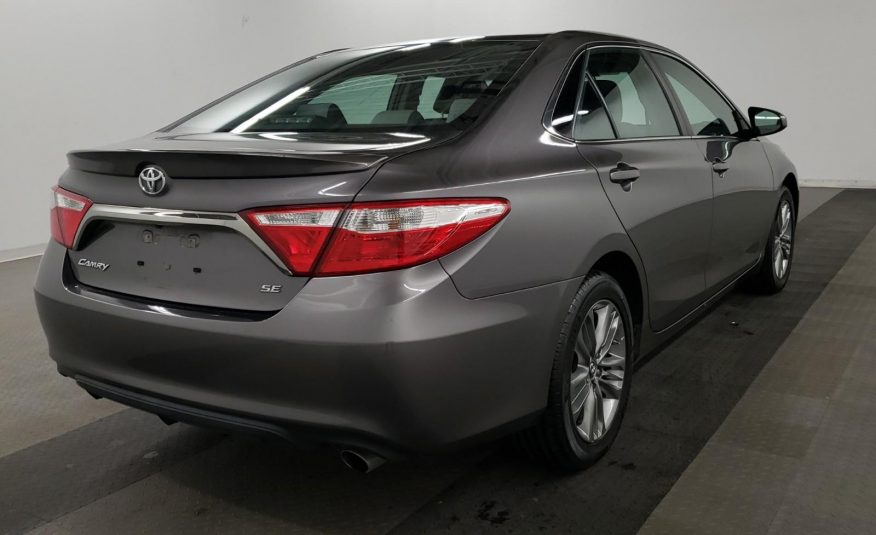 2016 Toyota CAMRY 4C SE