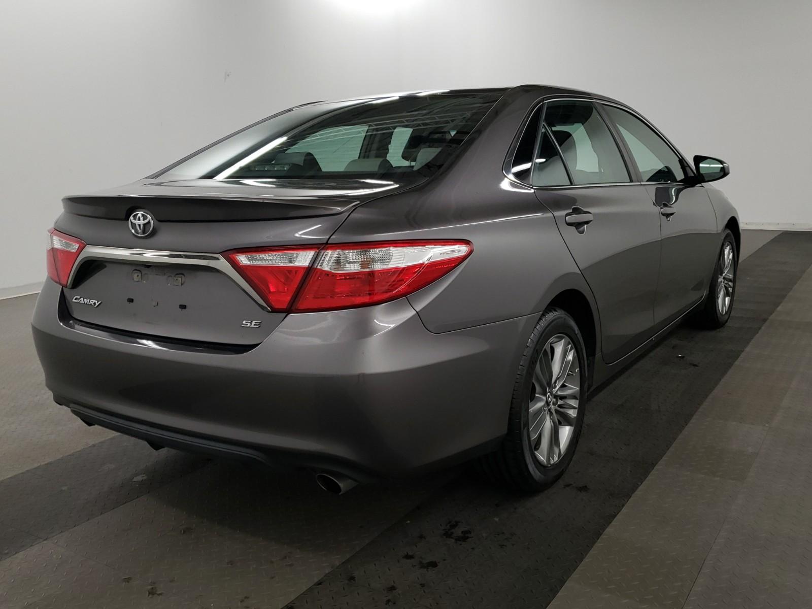 2016 Toyota CAMRY 4C SE