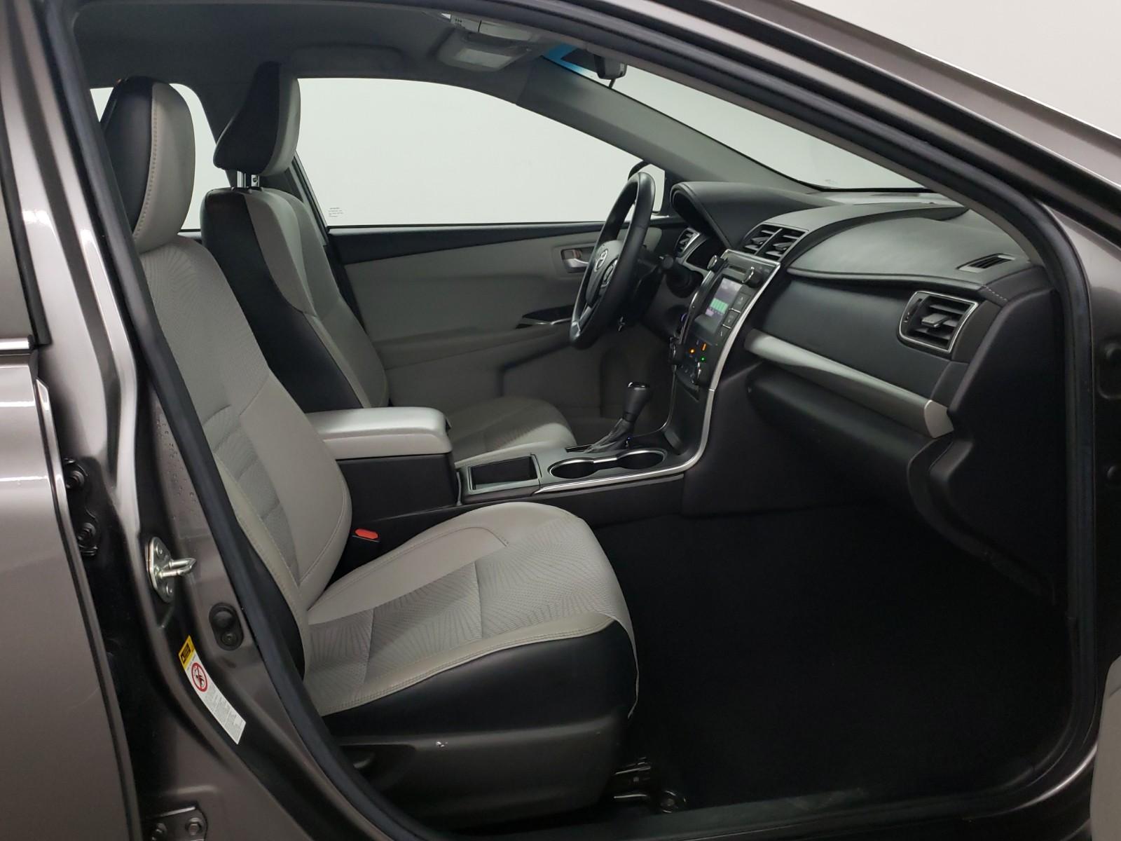 2016 Toyota CAMRY 4C SE