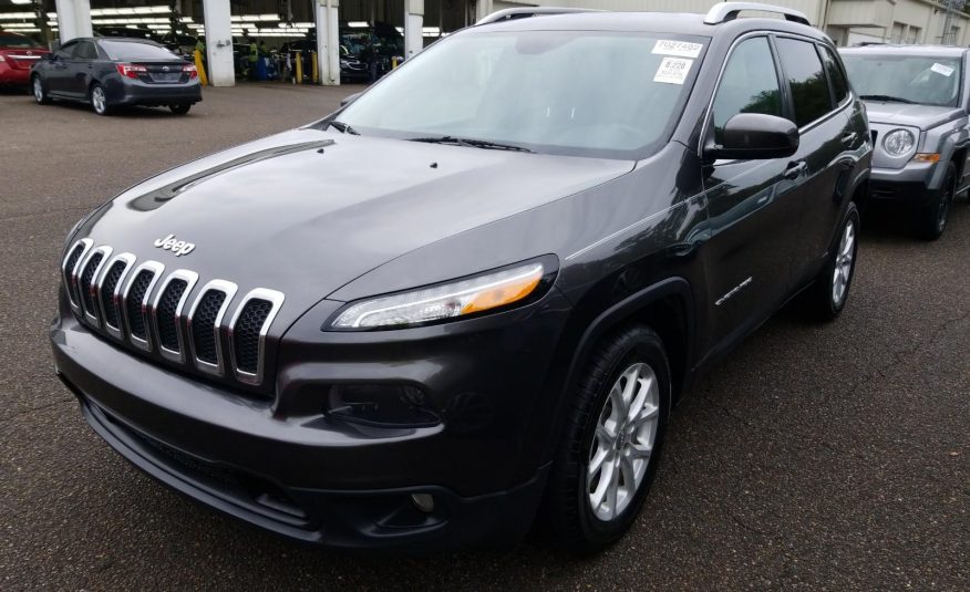 2016 Jeep CHEROKEE FWD V6 LATITUDE