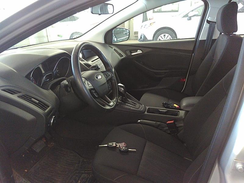 2016 Ford FOCUS FWD 4C SE