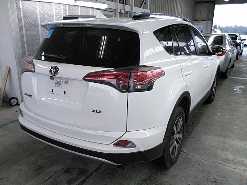 2017 Toyota RAV4 FWD XLE