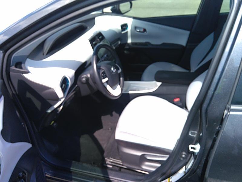 2017 Toyota PRIUS THREE