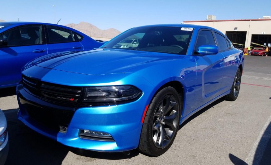 2015 Dodge CHARGER 4X2 V6 SXT