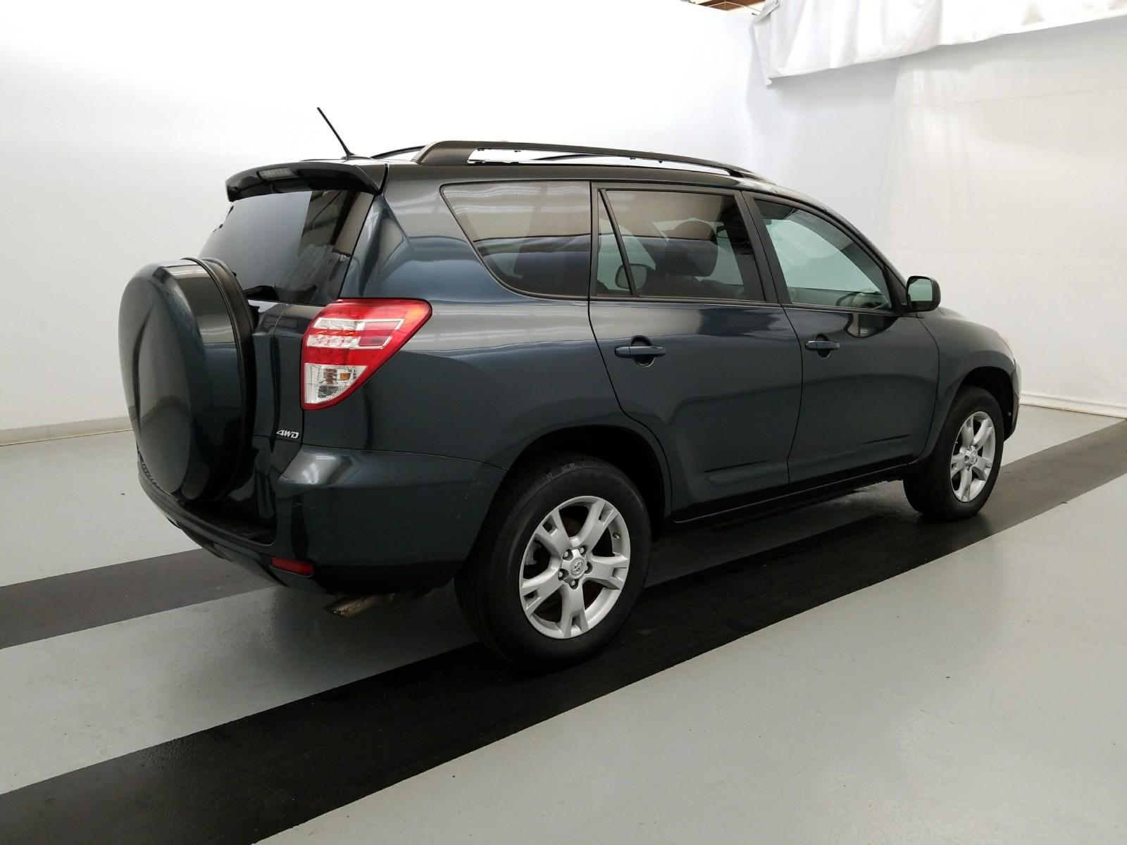 2012 Toyota RAV4 4X4 4C