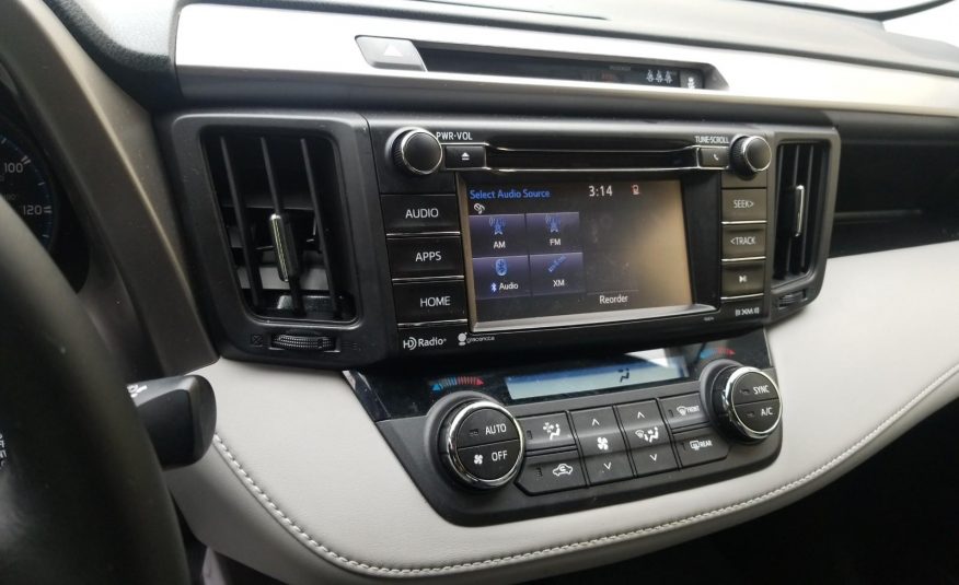 2017 Toyota RAV4 FWD XLE