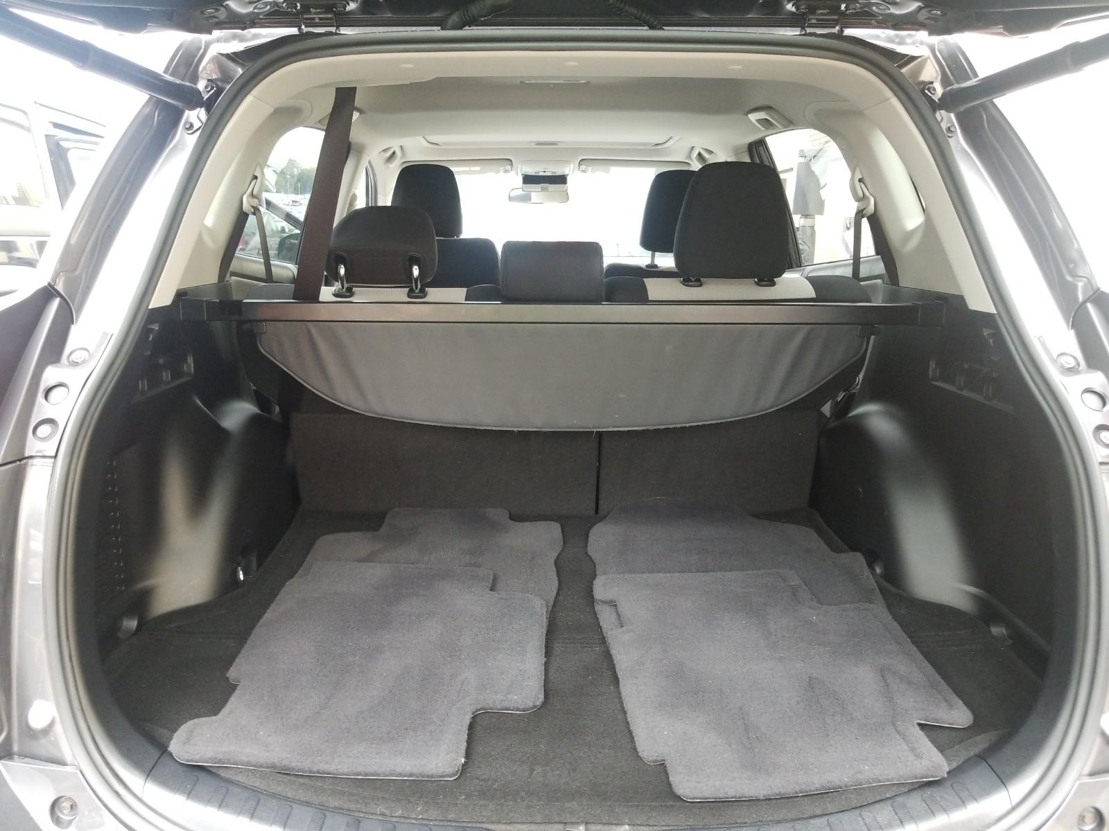 2017 Toyota RAV4 FWD XLE