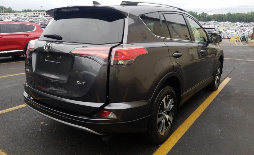 2017 Toyota RAV4 FWD XLE