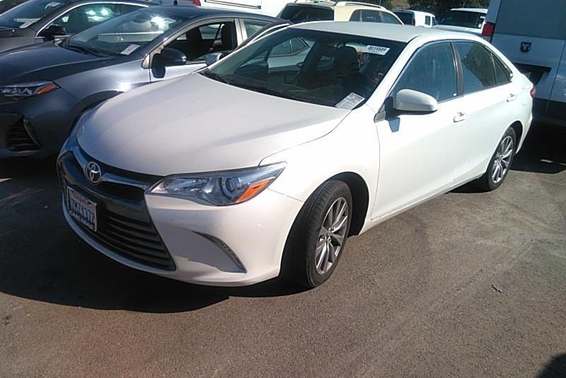 2015 Toyota CAMRY 4C XLE